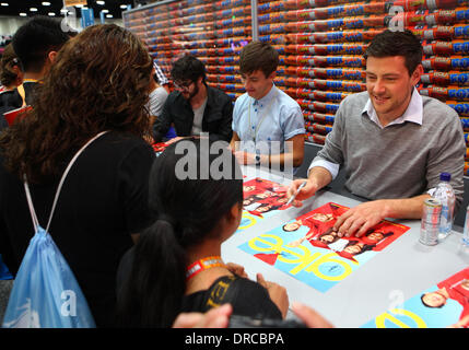 Kevin McHale, Cory Monteith San Diego Comic-Con 2012 - 'Glee' - Stand Signature San Diego, Californie - 14.07.12 Avec : Kevin McHale, Cory Monteith Où : San Diego, CA Quand : 14 juillet 2012 Banque D'Images