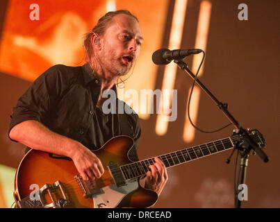 Thom Yorke de Radiohead au Festival Optimus Alive Passeio Maritimo de Alges - Jour 3 Alges, Portugal - 15.07.12 Banque D'Images