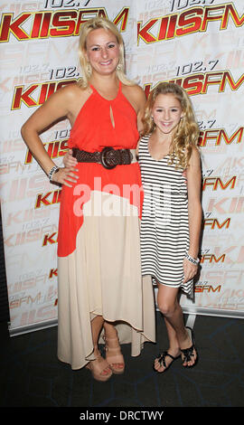 Chloe Lukasiak Lukasiak, Christi 102.7 KIIS Teen Choice Awards - Arrivals Lounge a tenu à l'hôtel W Los Angeles, Californie - 19.07.12 Banque D'Images