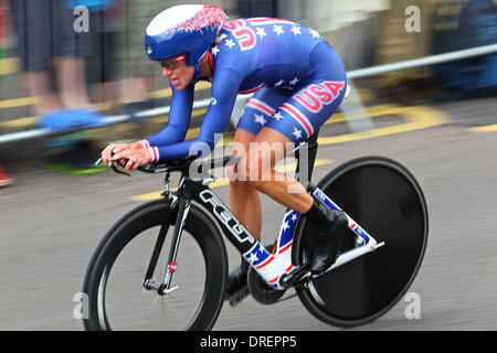 Kristin Armstrong des USA pour les Jeux Olympiques de 2012 à Londres - le temps des femmes procès événement cycliste Kingston upon Thames, Angleterre - 01.08.12 Crédit : WENN.com Où : Thames, Royaume-Uni Quand : 01 sept 2012 Banque D'Images