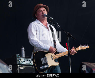 Mark Chadwick de les niveleurs BT London Live Performances Hyde Park - Londres, Angleterre - 01.08.12 Banque D'Images