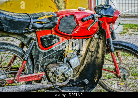 Close-up d'une vieille moto kreidler florett. Photo prise en HDR Banque D'Images