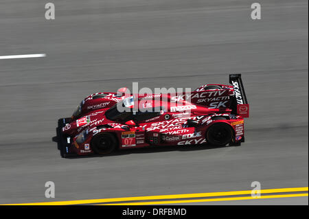 Daytona, USA. 23 Jan, 2014. Le Tudor United Formule 1 Championship Rolex 24 heures de Daytona pratique qui a été nouvellement formée par la fusion de la série Grand-Am et l'American Le Mans Series . # 07 SPEEDSOURCE Mazda MAZDA TRISTAN NUNEZ (USA) Joel Miller (USA) TRISTAN VAUTIER (FRA) : Action de Crédit Plus Sport/Alamy Live News Banque D'Images