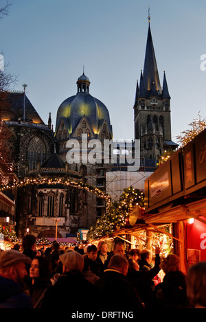 Marché de Noël à Aix-la-Chapelle Banque D'Images