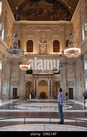 Hall des citoyens, de l'intérieur du Palais Royal (néerlandais : Koninklijk Paleis) à Amsterdam, en Hollande, aux Pays-Bas. Banque D'Images