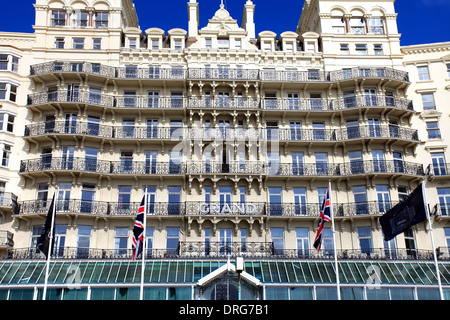 Balcon de façade, de De Vere Grand Hotel, Brighton et Hove, East Sussex County ville, en Angleterre Banque D'Images