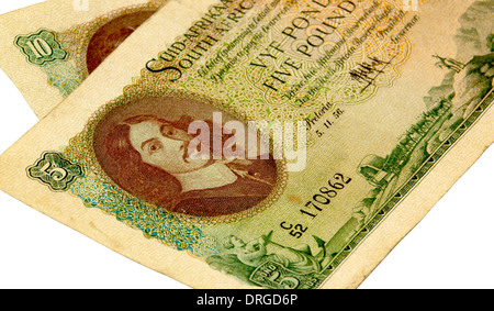 L'Union coloniale historique vintage de banque de l'Afrique du Sud et cinq billets de banque de dix livres Banque D'Images