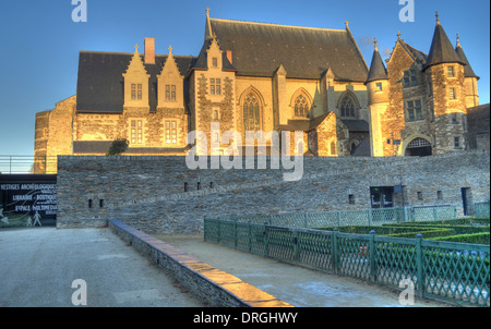 La chapelle du xve siècle au château d'Angers est un château dans la ville d'Angers, dans la vallée de la Loire Banque D'Images