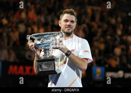 Melbourne, Australie. 26 janvier, 2014. Open d'Australie finale de mens. Rafael Nadal (ESP) vs Stanislas Wawrinka (SUI). Stanislas Wawrinka de Suisse célèbre après avoir remporté l'Open d'Australie à l'intention des célibataires finales le jour 14 de l'Open d'Australie de Melbourne Park. Wawrinka remporte son premier titre du grand chelem en battant Nadal par un score de 6-3 6-2 3-6 6-3. Credit : Action Plus Sport/Alamy Live News Banque D'Images