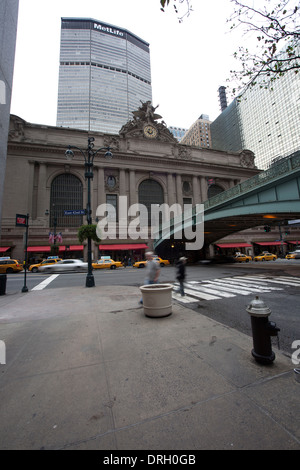 Grand Central Terminal et rencontré Life Building, New York City. Banque D'Images