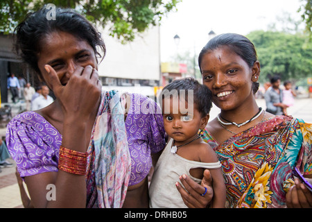 Jeune famille indienne de Delhi, Inde Banque D'Images