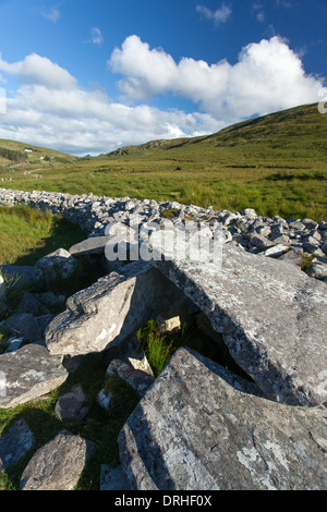 Cour Cloghanmore tombe, Malinmore, comté de Donegal, Irlande. Banque D'Images