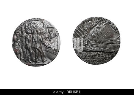 Médaille commémorant le naufrage du navire à passagers britanniques, RMS Lusitania, par un U-boat allemand le 7 mai 1915 Banque D'Images