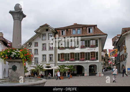 La place de l'Hôtel de ville à Thun, Suisse Banque D'Images