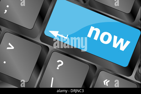 Réservez dès maintenant une touche du clavier sur l'ordinateur pc Banque D'Images