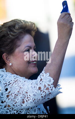 Port de Mariel, à Cuba. 27 Jan, 2014. Le Président du Brésil, Dilma Rousseff assiste à la cérémonie d'inauguration de la première phase d'un port dans la première zone de développement spécial au port de Mariel, Cuba, 27 janvier 2014. Credit : Liu Bin/Xinhua/Alamy Live News Banque D'Images