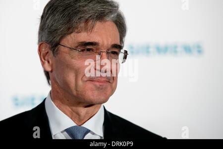 Munich, Allemagne. 28 janvier, 2014. Directeur général de Siemens AG, Joe Kaeser, tient une conférence de presse avant le début de l'assemblée générale annuelle de Siemens à Munich, Allemagne, 28 janvier 2014. Photo : SVEN HOPPE/dpa/Alamy Live News Banque D'Images