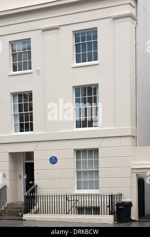 Blue plaque pour Emily Davies (1830-1921) à 18 Carlton Street, Southampton, Hampshire, England, UK.. Banque D'Images