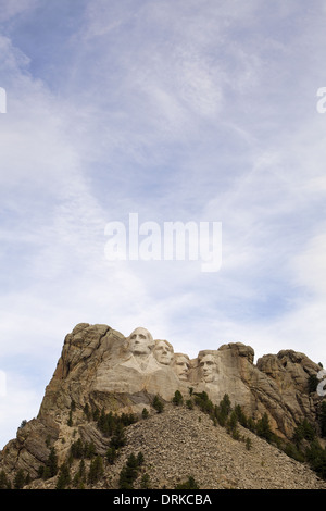 La sculpture de granit du Mont Rushmore y compris les visages de Washington, Jefferson, Roosevelt et Lincoln Banque D'Images