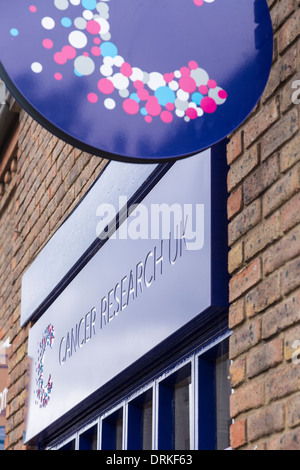 Signalisation de Cancer Research UK Banque D'Images