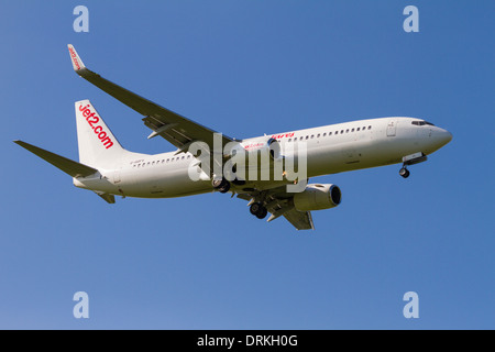 Boeing 737 Jet2 à la terre Banque D'Images