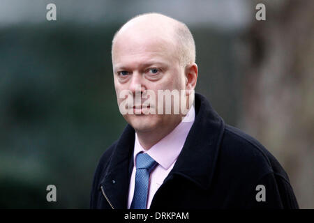 London, UK, UK. 28 janvier, 2014. CHRIS GRAYLING MP, Lord chancelier et secrétaire d'Etat à la Justice participe à la réunion hebdomadaire du cabinet au n° 10 Downing Street dans la ville de Westminster, Londres. © Tal Cohen/ZUMAPRESS.com/Alamy Live News Crédit : ZUMA Press, Inc./Alamy Live News Banque D'Images