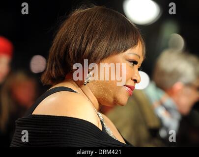 Berlin, Allemagne. 28 janvier, 2014. La fille de l'Afrique du Sud l'ancien Président Nelson Mandela, Zindzi Mandela arrive pour la première allemande du film 'Mandela - Le long chemin vers la liberté' à Berlin, Allemagne, 28 janvier 2014. Le film commence dans les salles allemandes le 30 janvier 2013. Photo : Britta Pedersen/dpa/Alamy Live News Banque D'Images