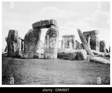 Monument préhistorique de Stonehenge dans le Wiltshire photographié vers 1910 Banque D'Images