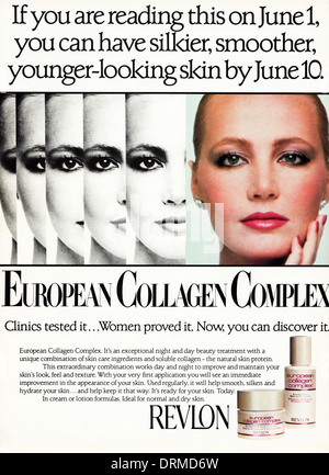 1980 magazine de mode publicitaire REVLON peau cosmétiques, annonce vers 1983 Banque D'Images