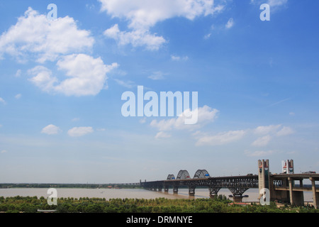 Pont de la rivière Yangtze jiujiang Banque D'Images