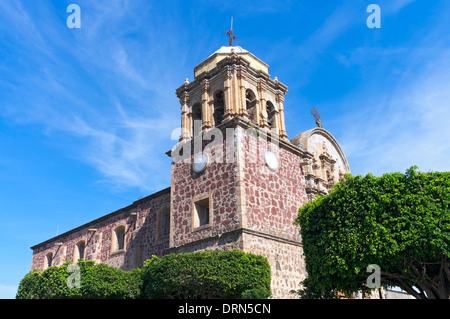 L'extérieur de l'église avec clocher à Tequila au Mexique Banque D'Images