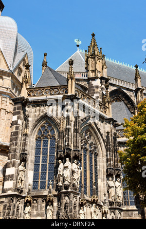 La Cathédrale aussi connu sous le nom de cathédrale impériale ou Royale Église de Sainte Marie à Aix-la-Chapelle. Allemagne Banque D'Images