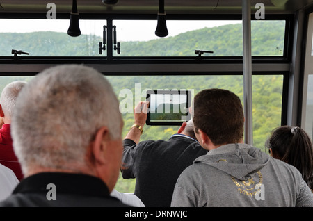 Ailes de Tatev, la plus longue ligne de tramway réversible construit dans une section, l'Arménie Banque D'Images