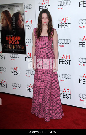 Alice Englert au gingembre et 'Rosa' Projection Spéciale Festival de 2012, Chinese Theatre, à Hollywood, CA 11-07-12 Banque D'Images