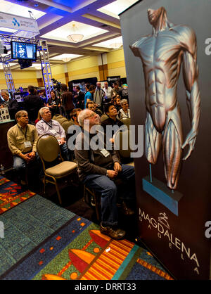 31 janvier 2014 - Burbank, Californie, États-Unis - Expo festivaliers fréquentent l'un des plusieurs Zbrush ateliers pendant les deux jours de l'imprimante 3D World Expo à l'hôtel Marriott et centre de conférence.(Image Crédit : © Brian Cahn/ZUMAPRESS.com) Banque D'Images