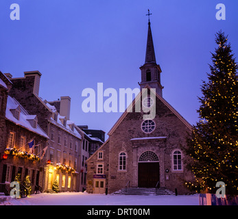 Notre-Dame-des-Victoires durant les fêtes de Noël, la basse-ville, Ville de Québec, Canada Banque D'Images