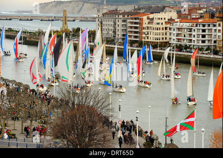 Régate de voile 'El Gallo' Portugalete, Gascogne. Pays Basque, Espagne, Europe Banque D'Images