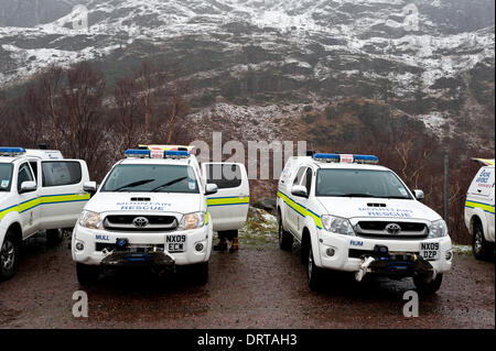 Glen Nevis Ecosse UK. 1er février, 2014. Une vaste opération de recherche et sauvetage a été en cours depuis deux jours pour un marcheur manquant dans l'anneau de Steall sont de Glen Nevis.Un itinéraire de montagne classique combinant la traverse de quatre munroes,mais chute de neige extrême a fait de la région.L'homme perfide beleived d'être de l'Edinburgh domaine n'a pas encore été trouvé, l'opération est maintenant en cours d'exécution par la police locale. Credit : Kenny Ferguson/Alamy Live News Banque D'Images