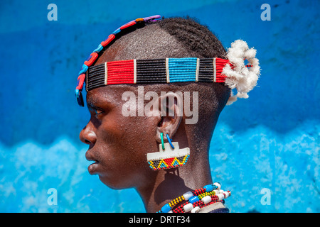 Portrait d'un jeune homme de la tribu Banna, Key Afar, vallée de l'Omo, Ethiopie Banque D'Images