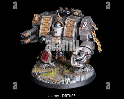 Dreadnought vénérable Space Marine Chevalier Gris peint à la main par Games Workshop Warhammer 40 000 figure miniature Banque D'Images