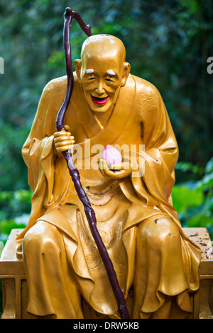 Statue de Bouddha à dix mille bouddhas Monastery in Hong Kong, Chine. Banque D'Images