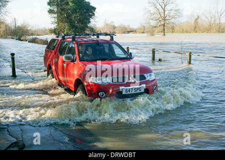 L'eau de l'inondation Yalding UK Europe Angleterre Kent Banque D'Images