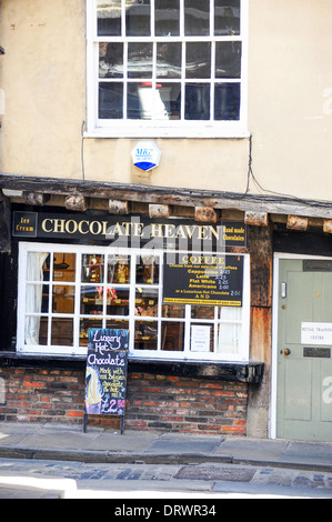 Ciel chocolat shop dans la pagaille, New York. Banque D'Images