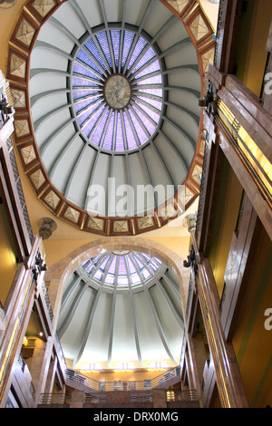 Intérieur de la palais des Beaux Arts National (Palacio de Bellas Artes) à Mexico City, Mexique Banque D'Images