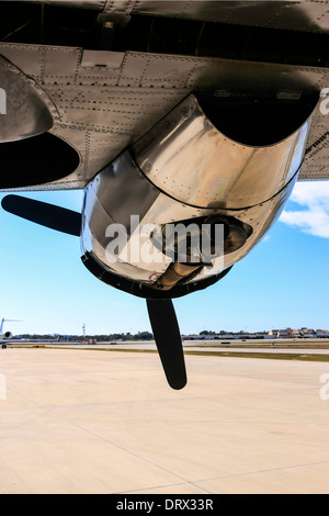 Le pulseur et Pratt & Whitney R-1830 moteur d'un WW2 B24 avion bombardier Liberator Banque D'Images