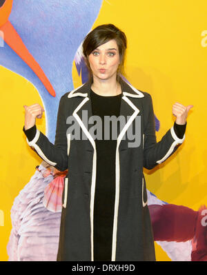 Berlin, Allemagne. 06Th Feb 2014. Nora Tschirner pose de la première de l'animation 'Oiseaux' à Kulturbrauerei à Berlin, Allemagne, 03 février 2014. Photo : Oliver Mehlis/dpa/Alamy Live News Banque D'Images