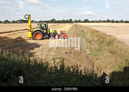 Tracteur classe fossé Fen compensation Banque D'Images