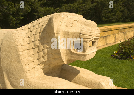 L'Asie, la Turquie, Ankara, Anit Kabir, mausolée de Mustafa Kemal, Atatűrk statue lion Banque D'Images