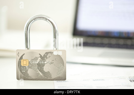 Credit card resting internet security Banque D'Images