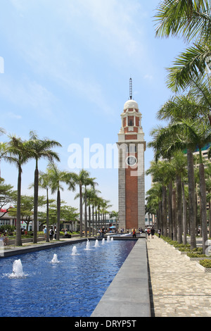 Ancien Kowloon Canton Railway clock tower Banque D'Images